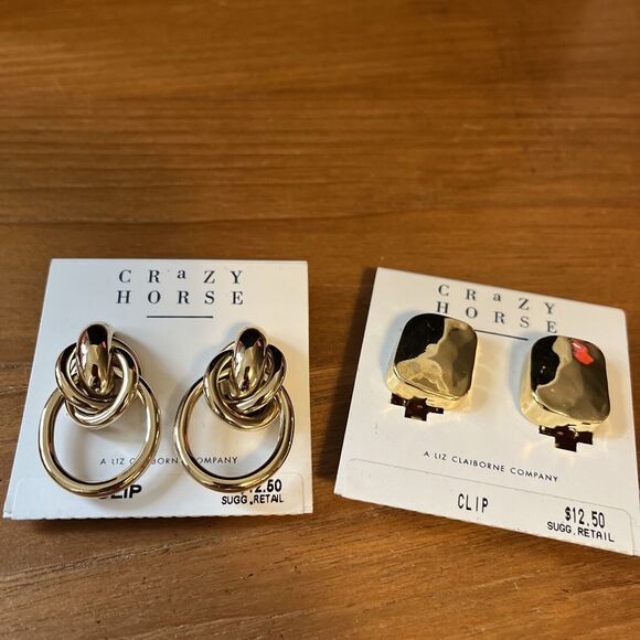 VINTAGE CRAZY HORSE LARGE CLIP ON GOLD TONE EARRINGS MODERNIST DESIGN 2 PAIR! - Picture 2 of 4
